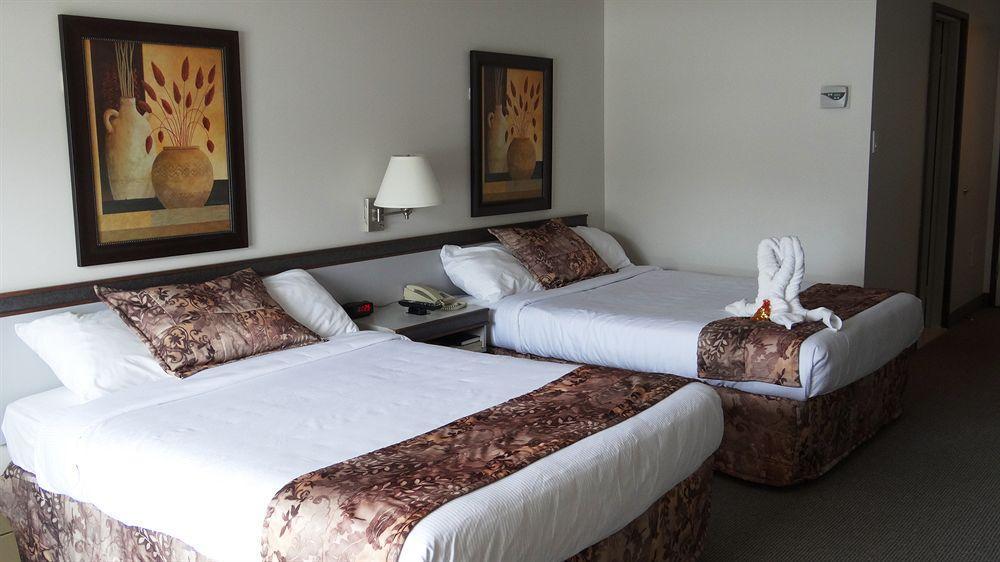 Hotel Le Floral Sherbrooke Zewnętrze zdjęcie