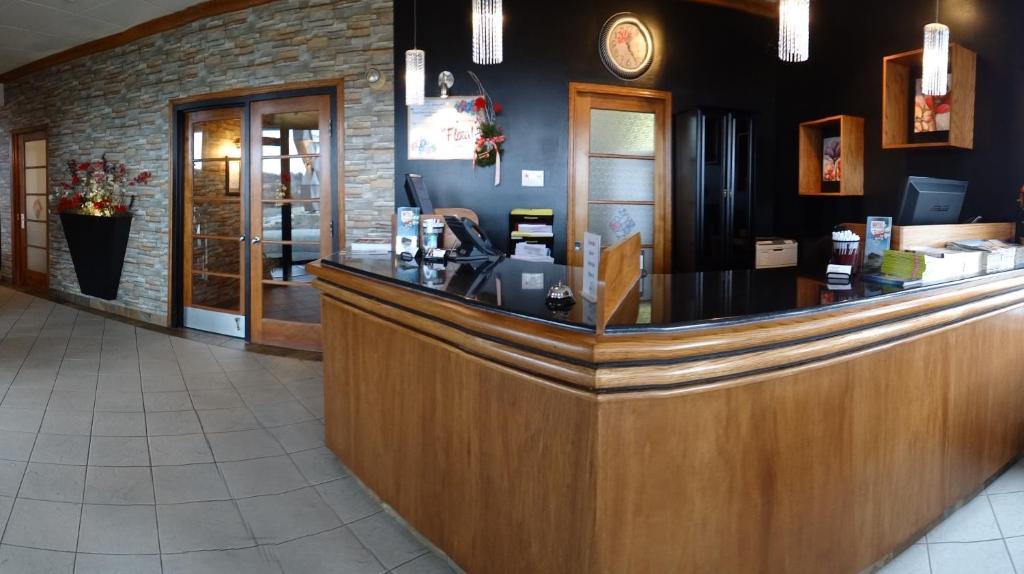 Hotel Le Floral Sherbrooke Zewnętrze zdjęcie